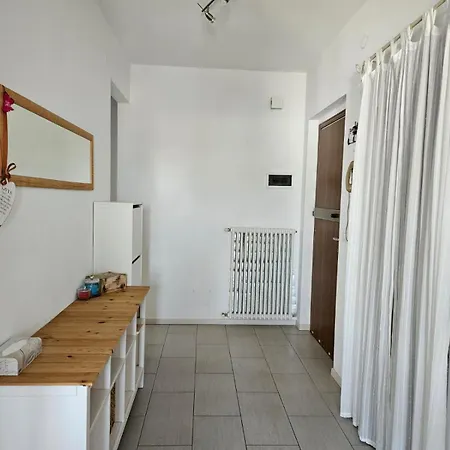 Roberto Apartment *
